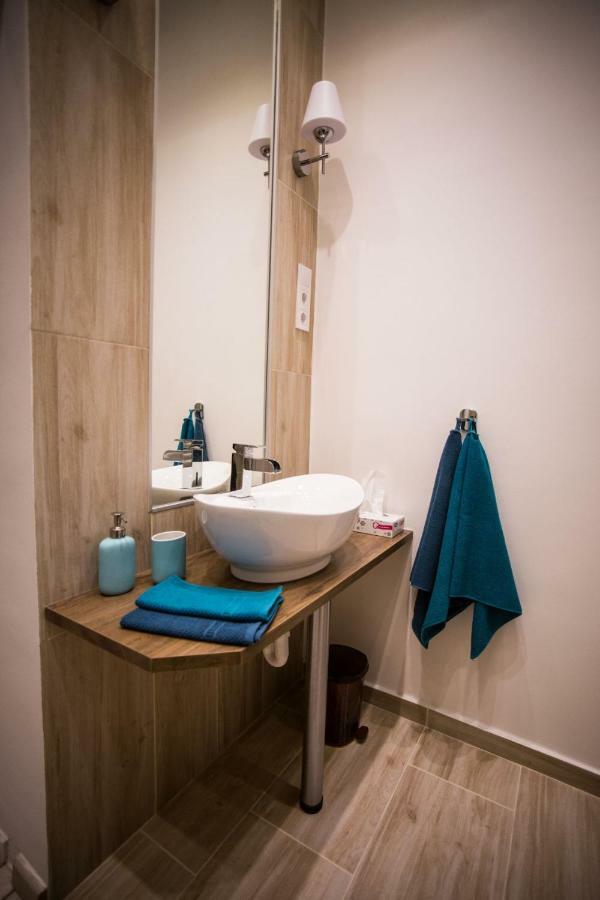 Izabella Vintage Style Apartment Budapest Bagian luar foto