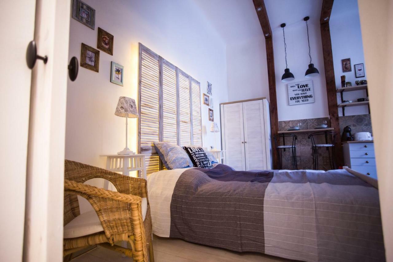 Izabella Vintage Style Apartment Budapest Bagian luar foto