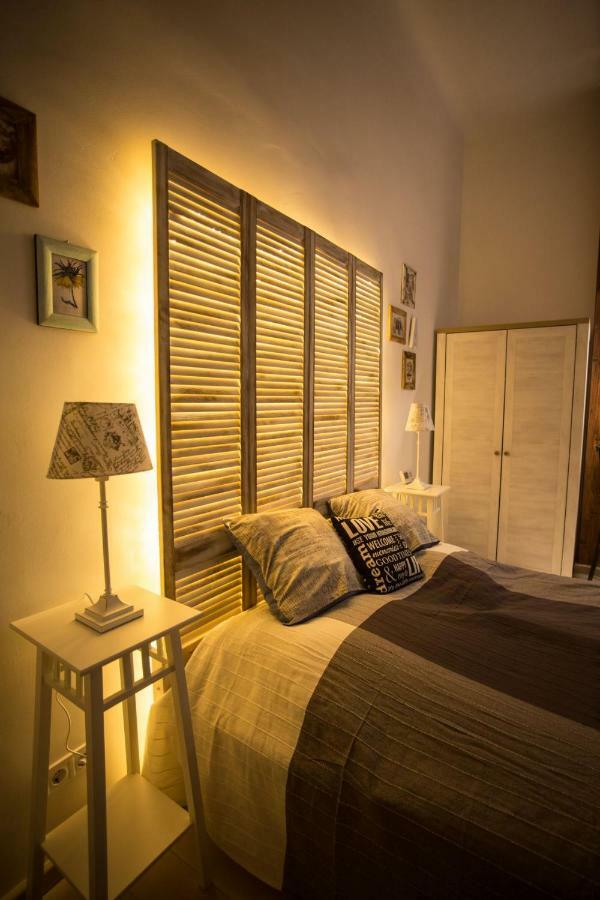 Izabella Vintage Style Apartment Budapest Bagian luar foto